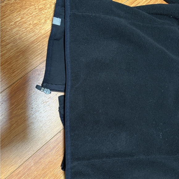 FIGS jacket in Black XS - Picture 2 of 4